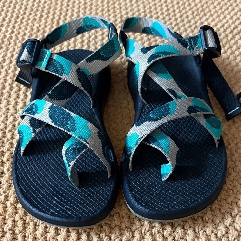 Chaco Z/2 Classic Teal and Tan Sandals Womens Size 7 Excellent Condition!
